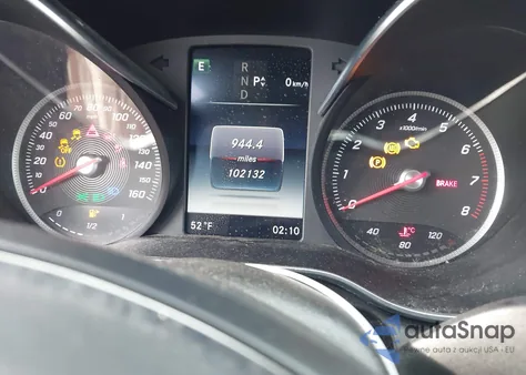 2016 Mercedes-Benz C 300 4Matic из США, поврежденный, VIN 55SWF4KB4GU138312